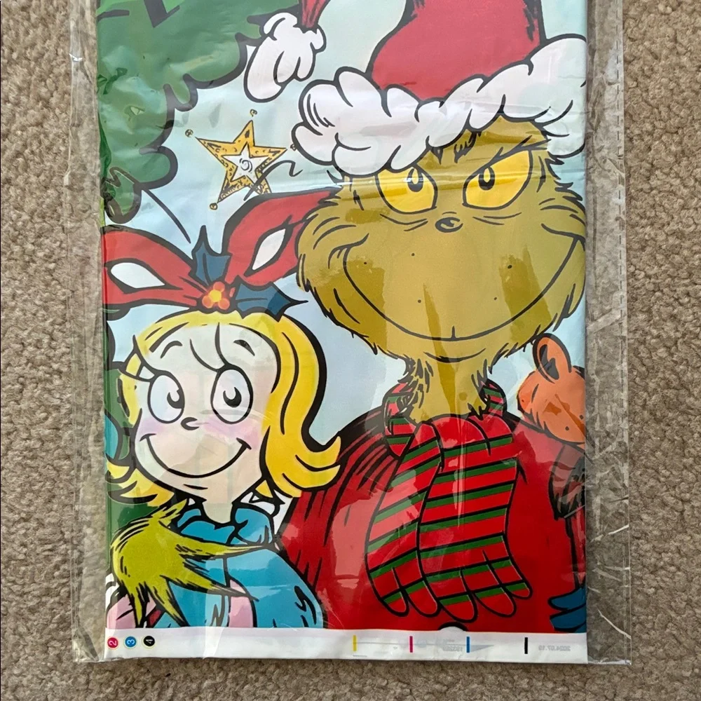 Grinch Birthday Party Disposable Party Supplies - Table Cover, Cups & Forks